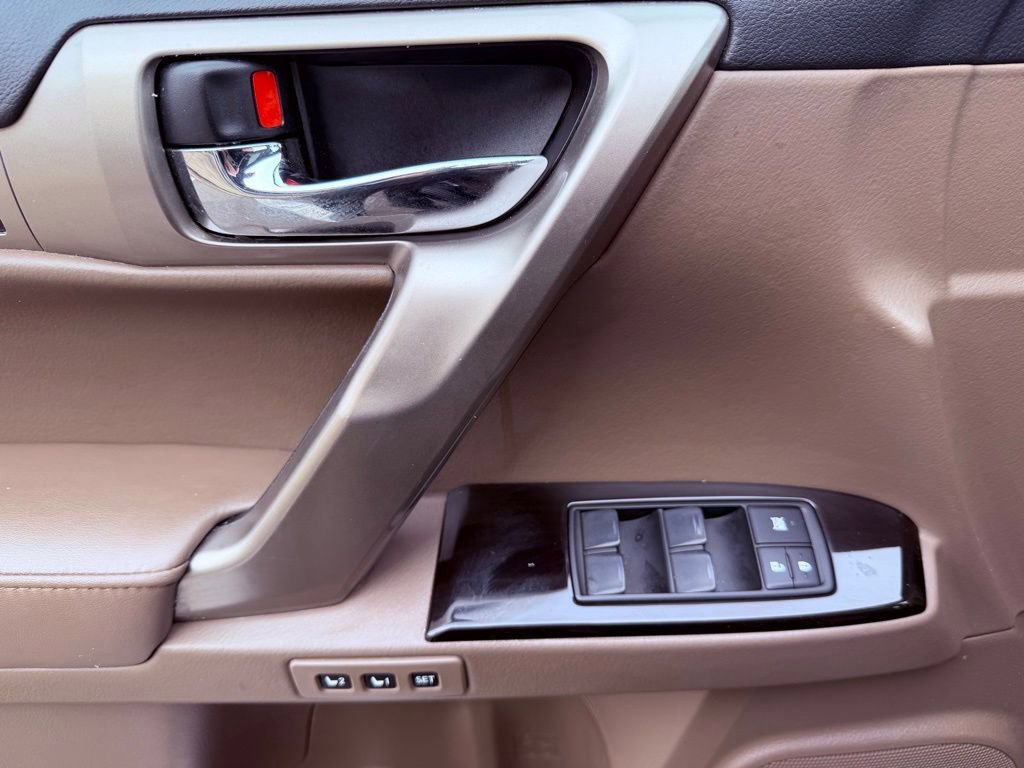 Used 2018 Lexus GX 460 image 18