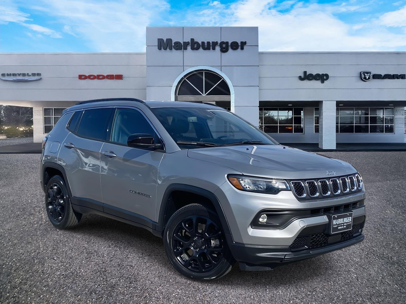 Used 2023 Jeep Compass Latitude w/ Sun and Sound Group image 1