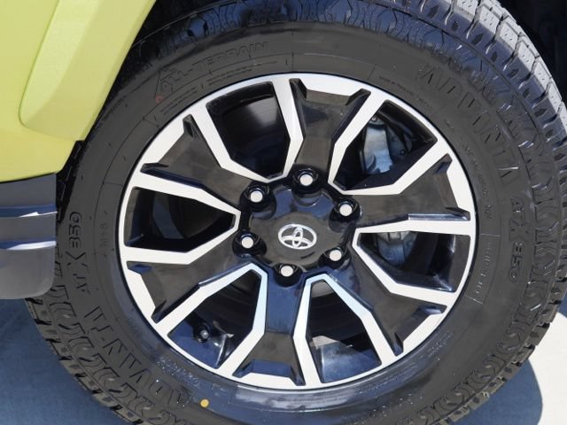 Used 2023 Toyota Tacoma TRD Sport AWD/4WD image 17