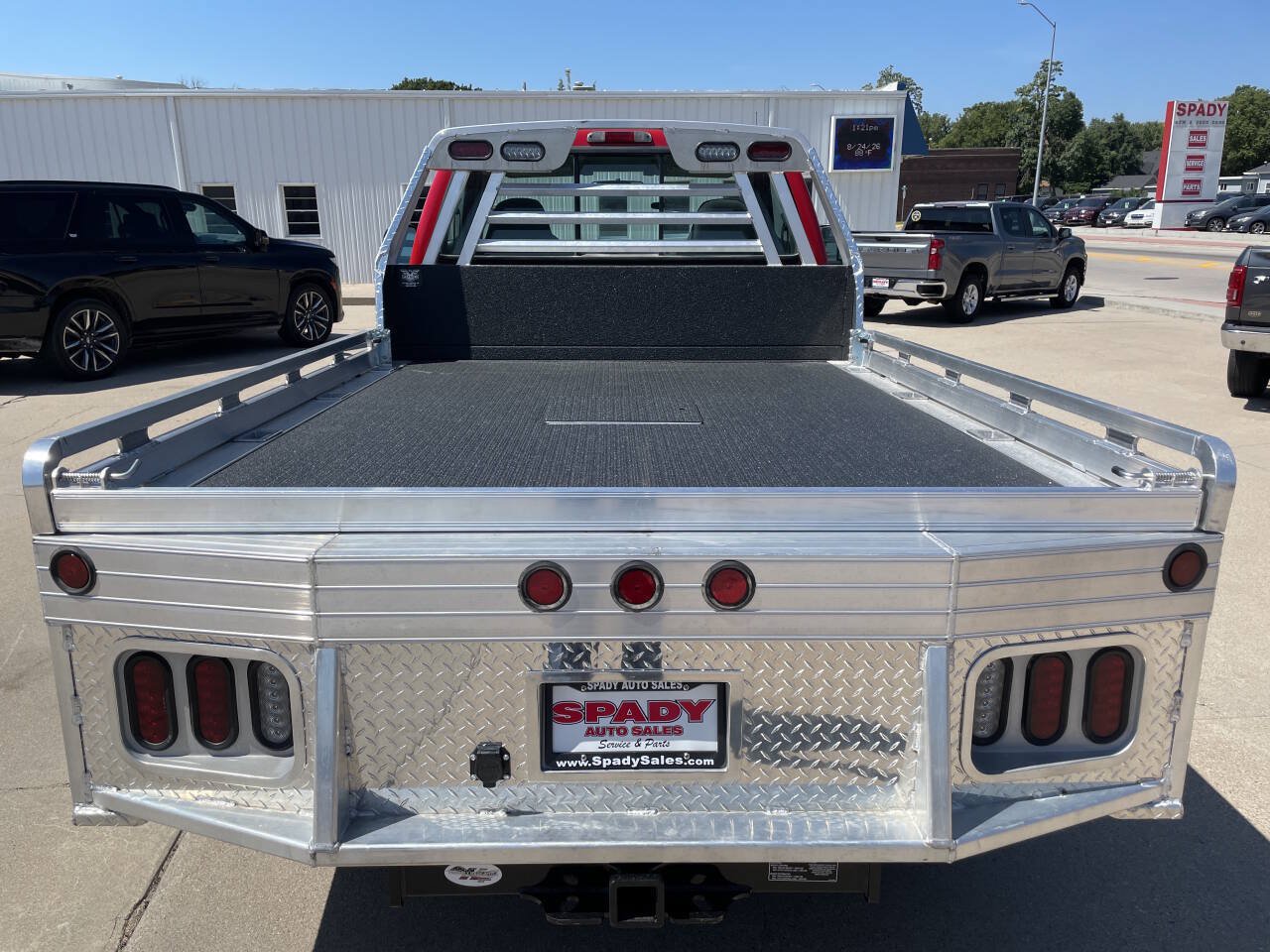 Used 2002 Ford F350 4x4 Regular Cab Super Duty image 4