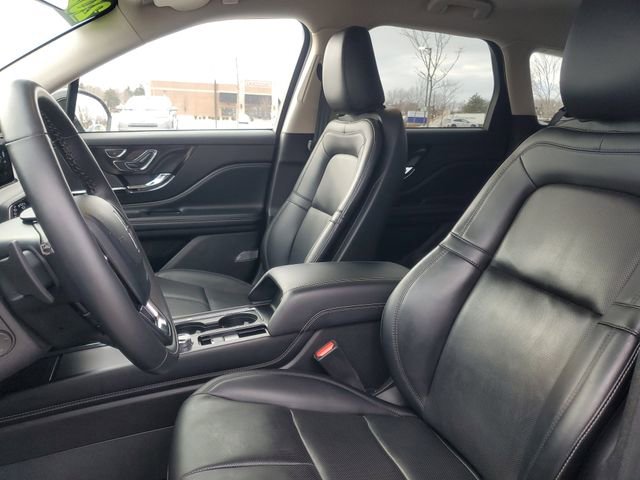 Certified 2023 Lincoln Corsair AWD w/ Equipment Group 101A image 11