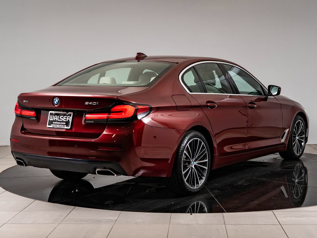 Used 2023 BMW 540i xDrive w/ Executive Package AWD/4WD image 10