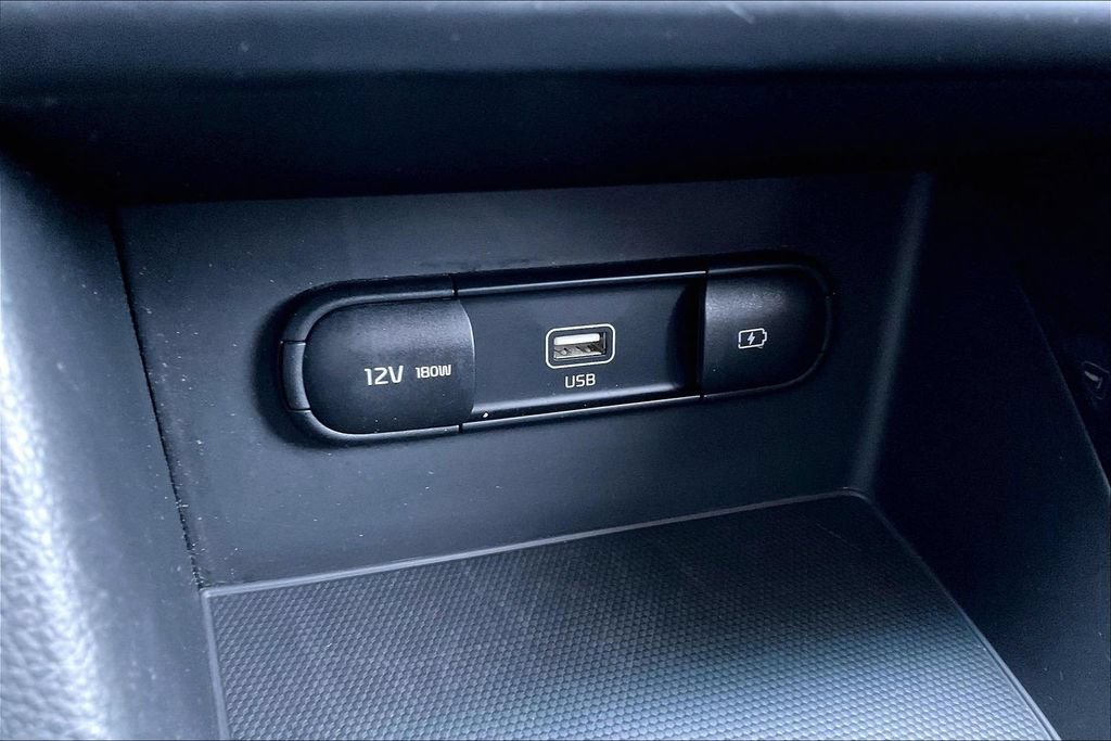 Used 2021 Kia Niro LXS FWD image 33