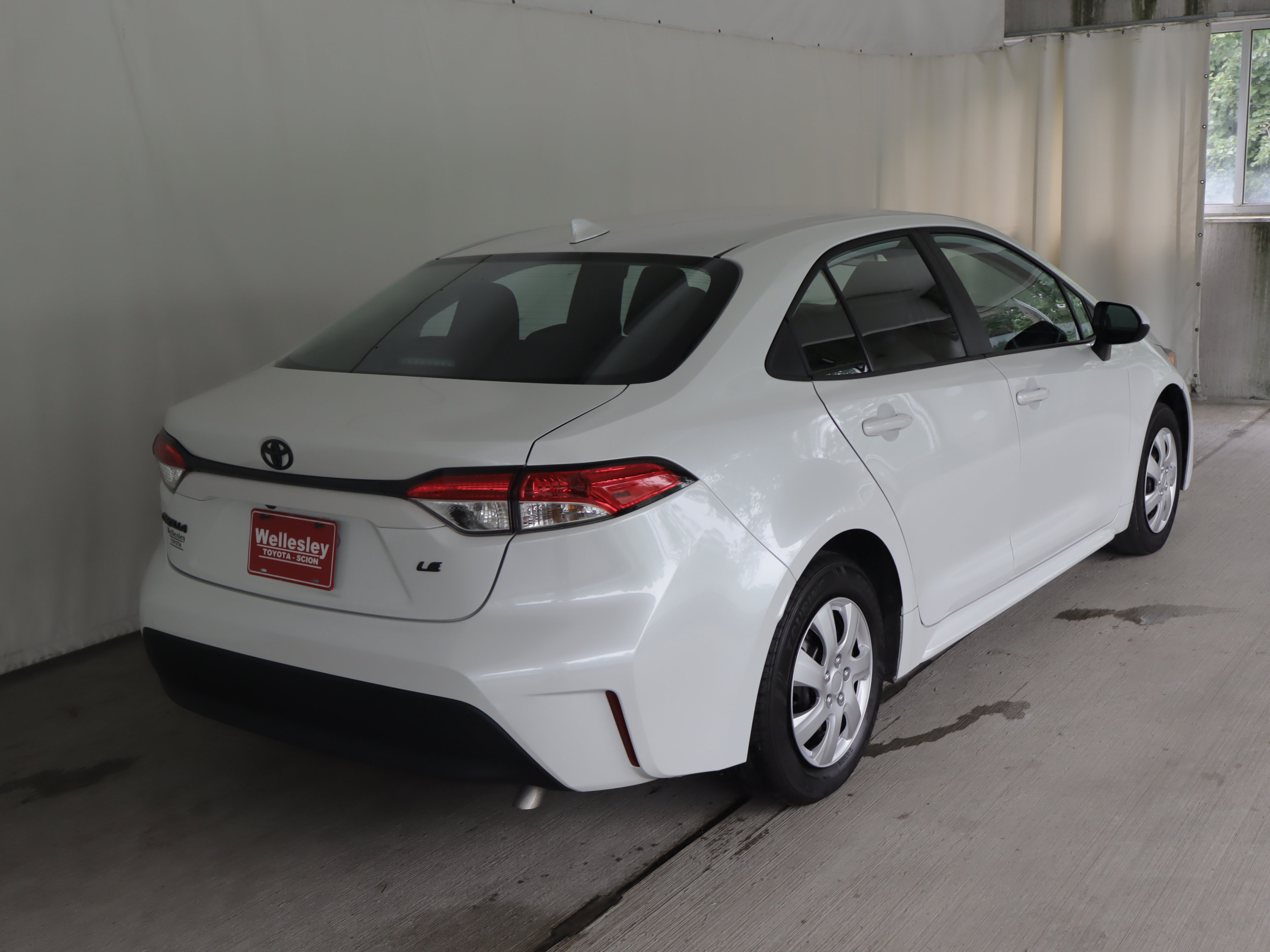 Used 2026 Toyota Corolla LE w/ LE Premium Package FWD image 6