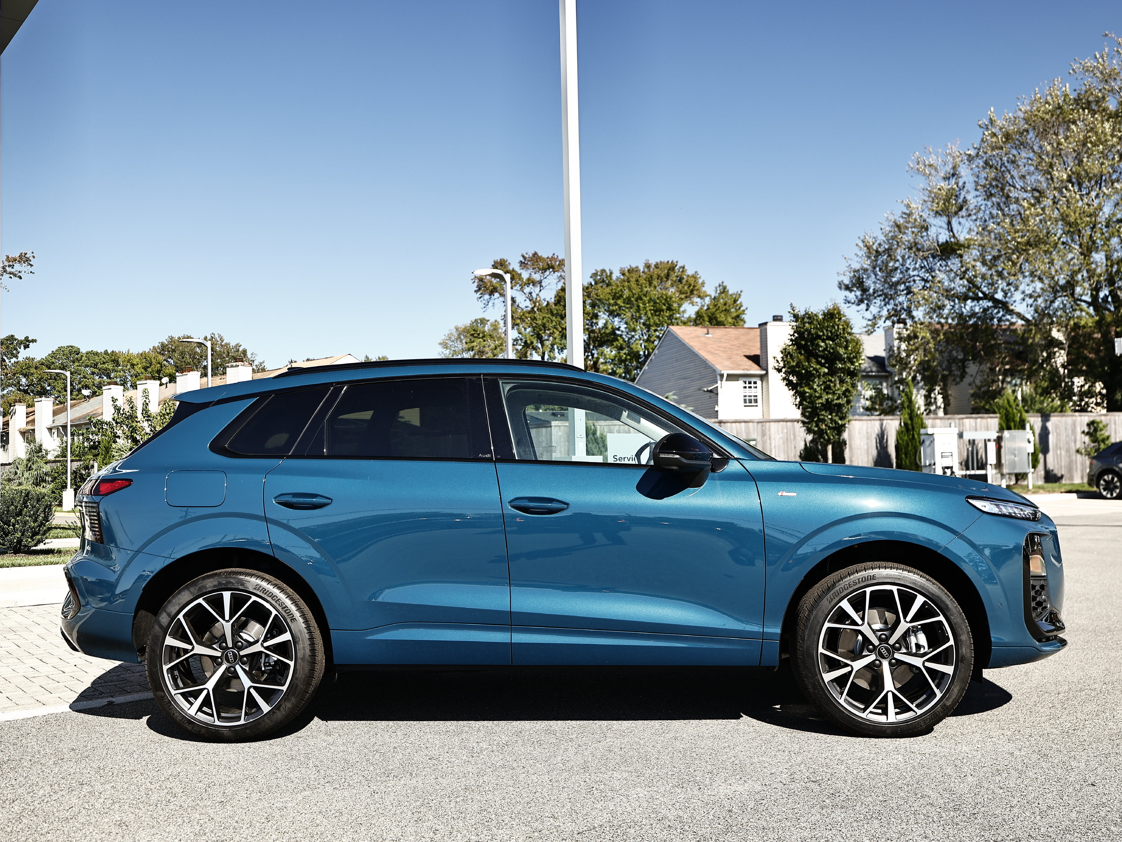 New 2026 Audi Q3 quattro 2.0T AWD/4WD image 4