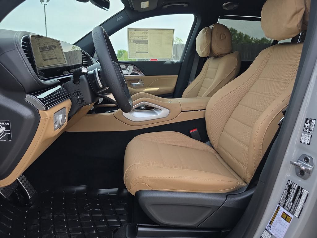 New 2026 Mercedes-Benz GLS 450 4MATIC image 10