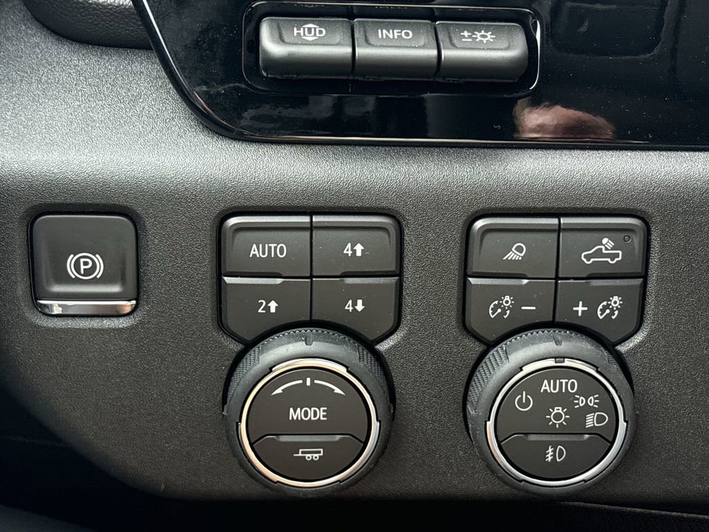 New 2026 Chevrolet Silverado 3500 High Country w/ High Country Premium Package image 37