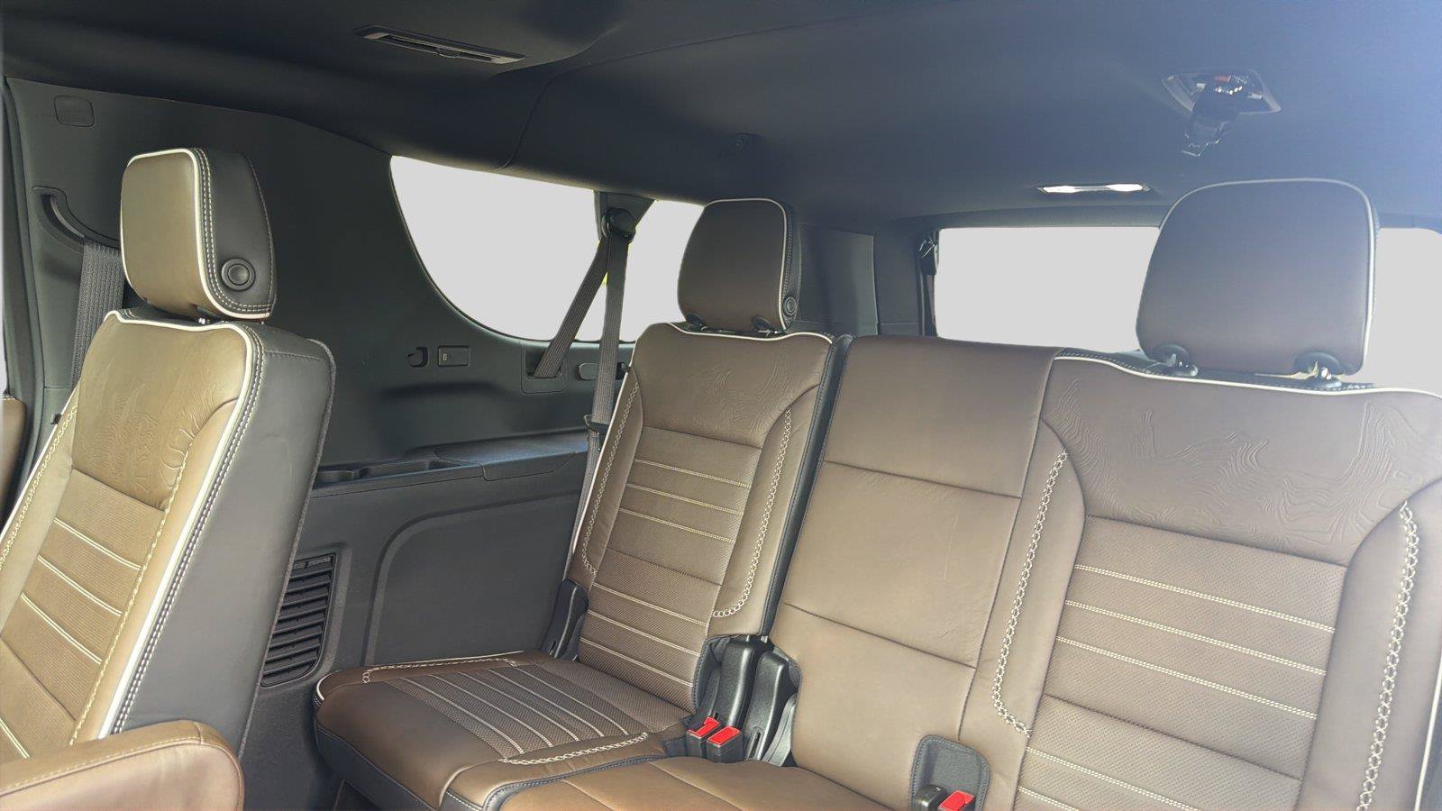 New 2026 GMC Yukon XL Denali Ultimate AWD/4WD image 21
