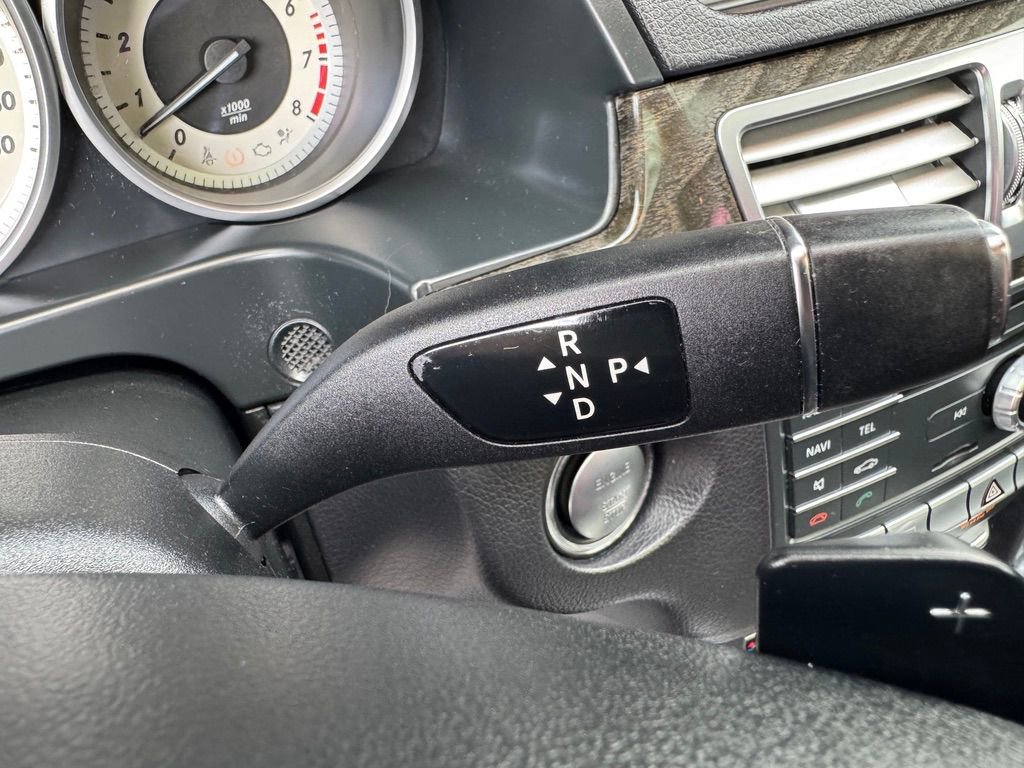 Used 2016 Mercedes-Benz E 350 Sedan image 34