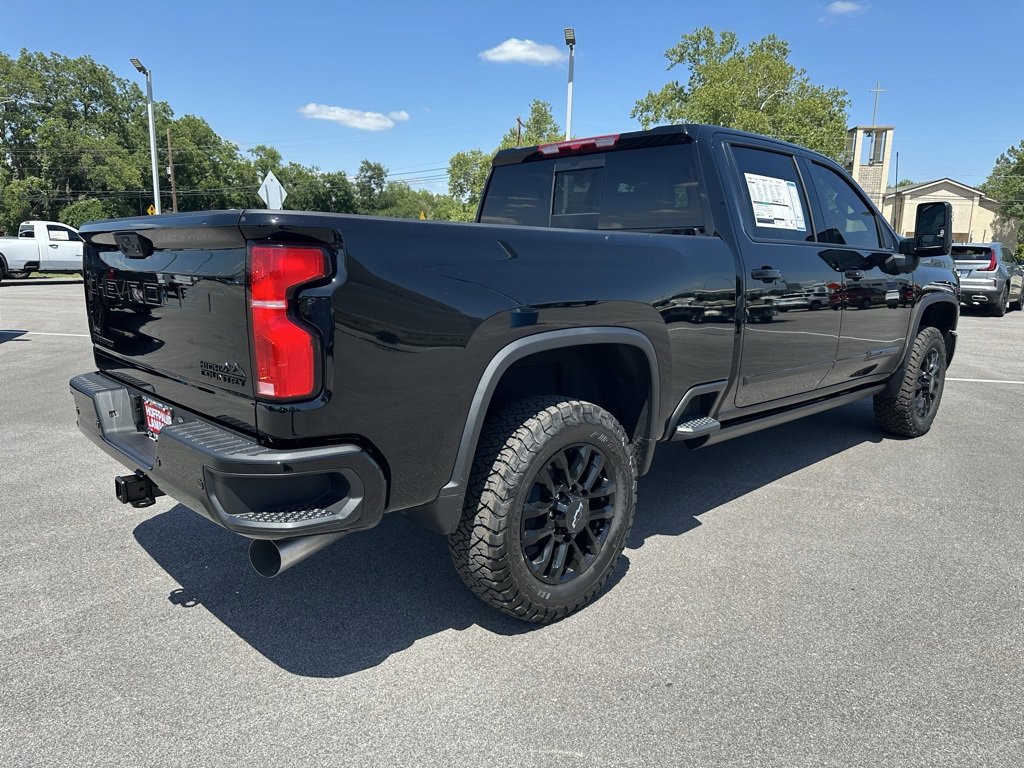 New 2025 Chevrolet Silverado 2500 High Country w/ Midnight Edition image 5