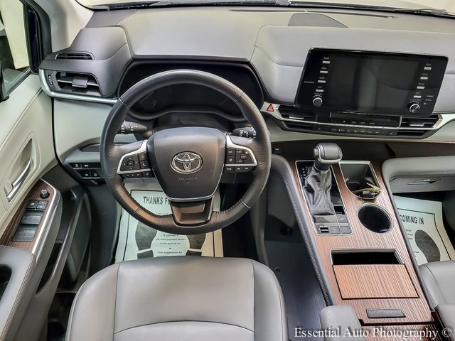 Certified 2024 Toyota Sienna XLE image 13