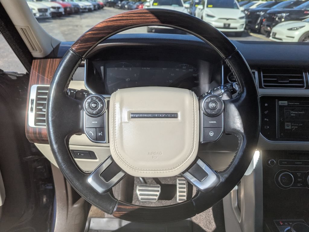 Used 2016 Land Rover Range Rover Supercharged AWD/4WD image 18