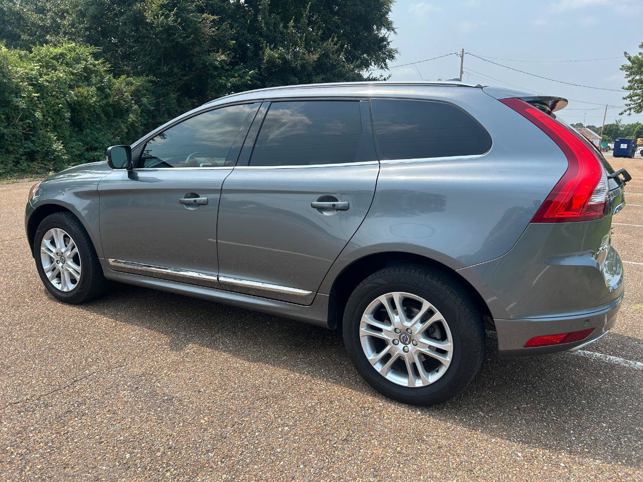 Used 2016 Volvo XC60 T5 Premier FWD image 3