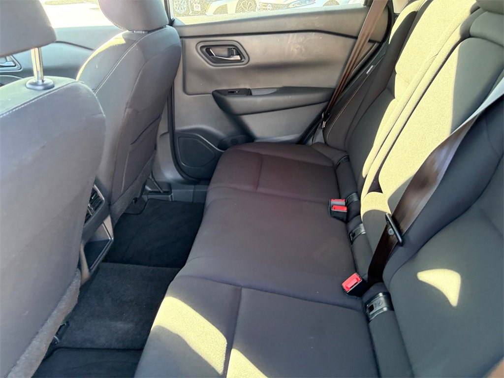 Certified 2025 Nissan Rogue S image 22