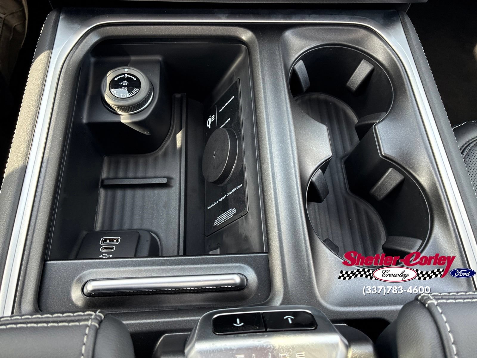 New 2027 Ford Expedition Max Platinum w/ Stealth Appearance Package RWD image 32