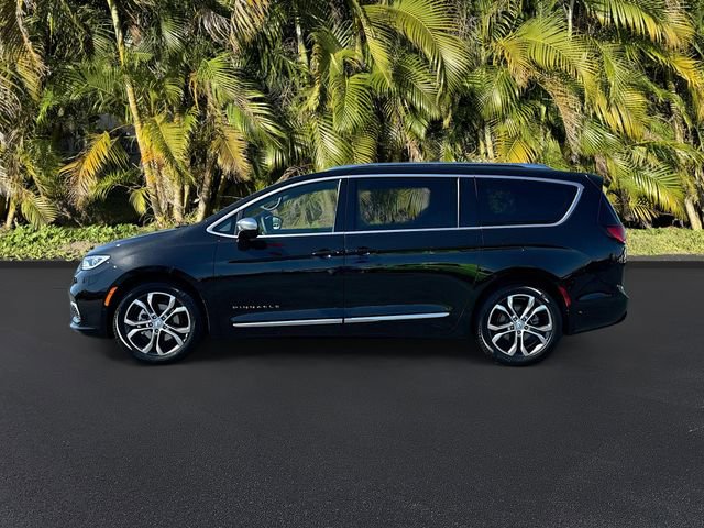New 2026 Chrysler Pacifica Pinnacle w/ Trailer Tow Group image 2