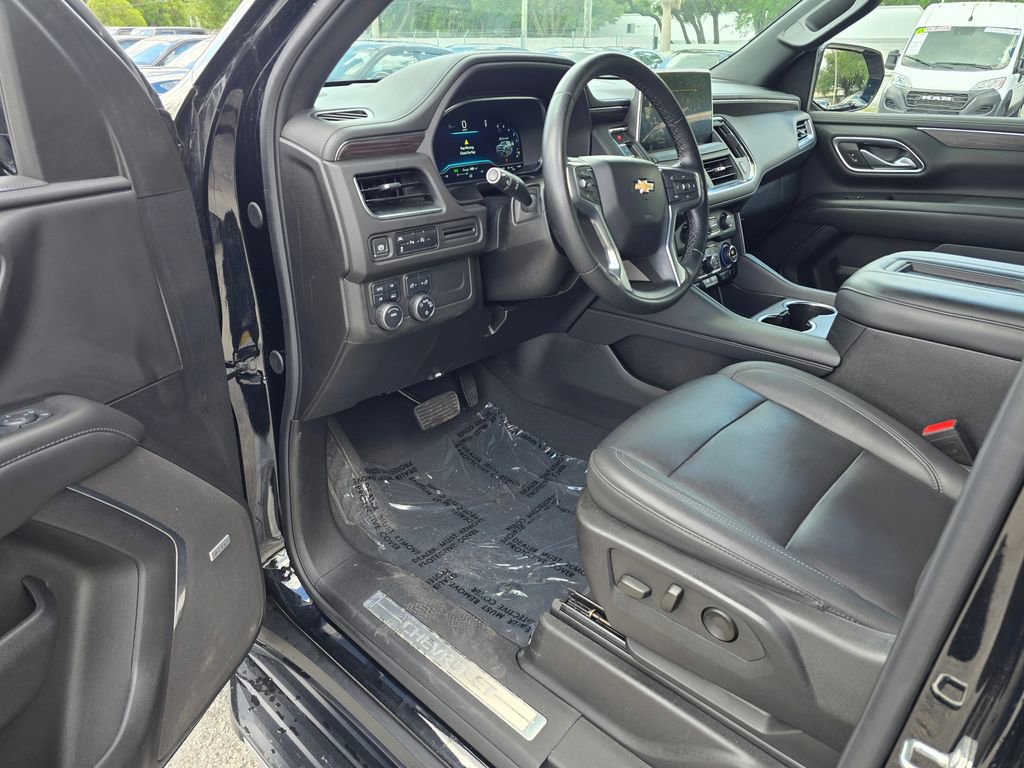 Used 2024 Chevrolet Tahoe LT AWD/4WD image 15