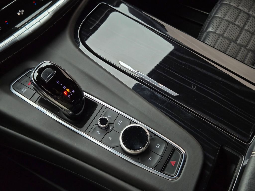 Certified 2024 Cadillac Escalade ESV V w/ LPO, ONYX Package image 23