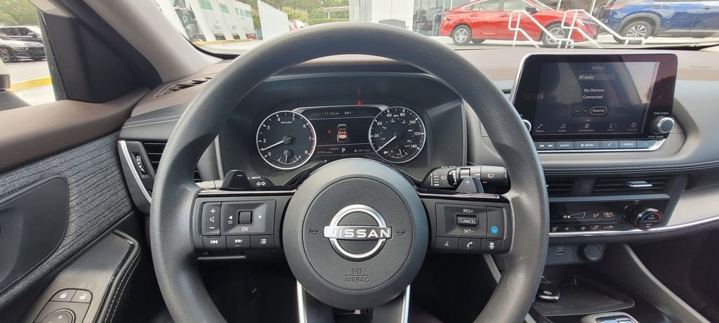 Certified 2023 Nissan Rogue SV FWD image 5