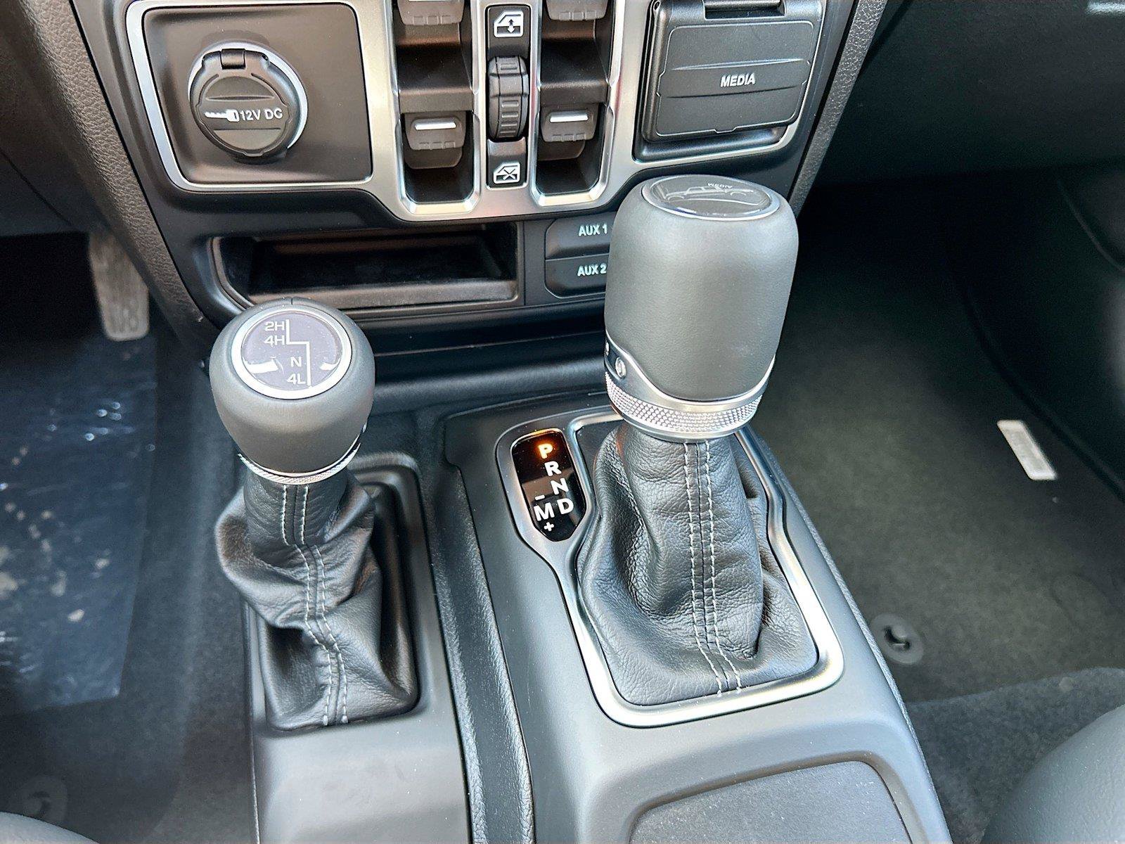 New 2026 Jeep Gladiator Sport AWD/4WD image 25