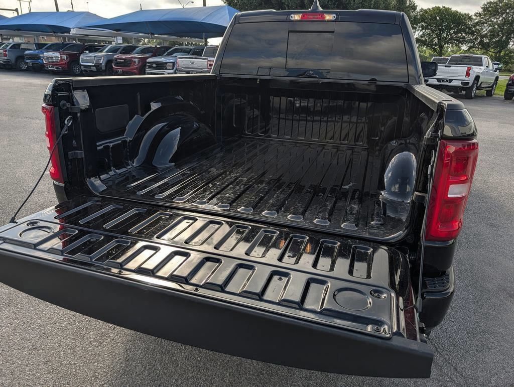 Used 2025 RAM 1500 Laramie w/ Laramie Southwest Edition AWD/4WD image 47