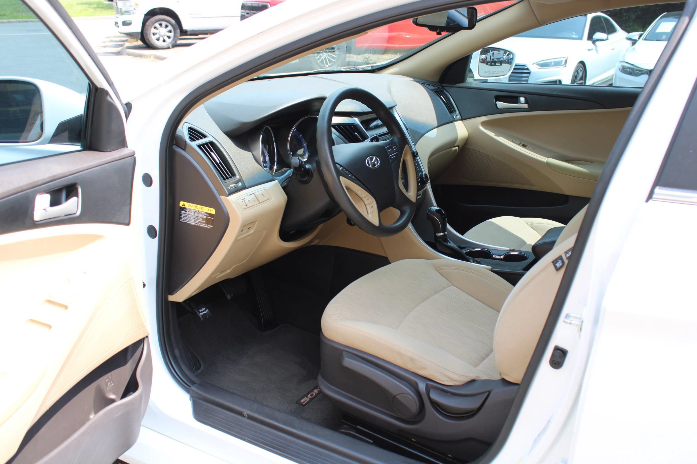 Used 2014 Hyundai Sonata GLS FWD image 16