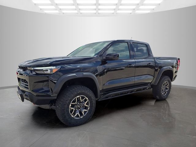 New 2026 Chevrolet Colorado ZR2 w/ Technology Package AWD/4WD image 7