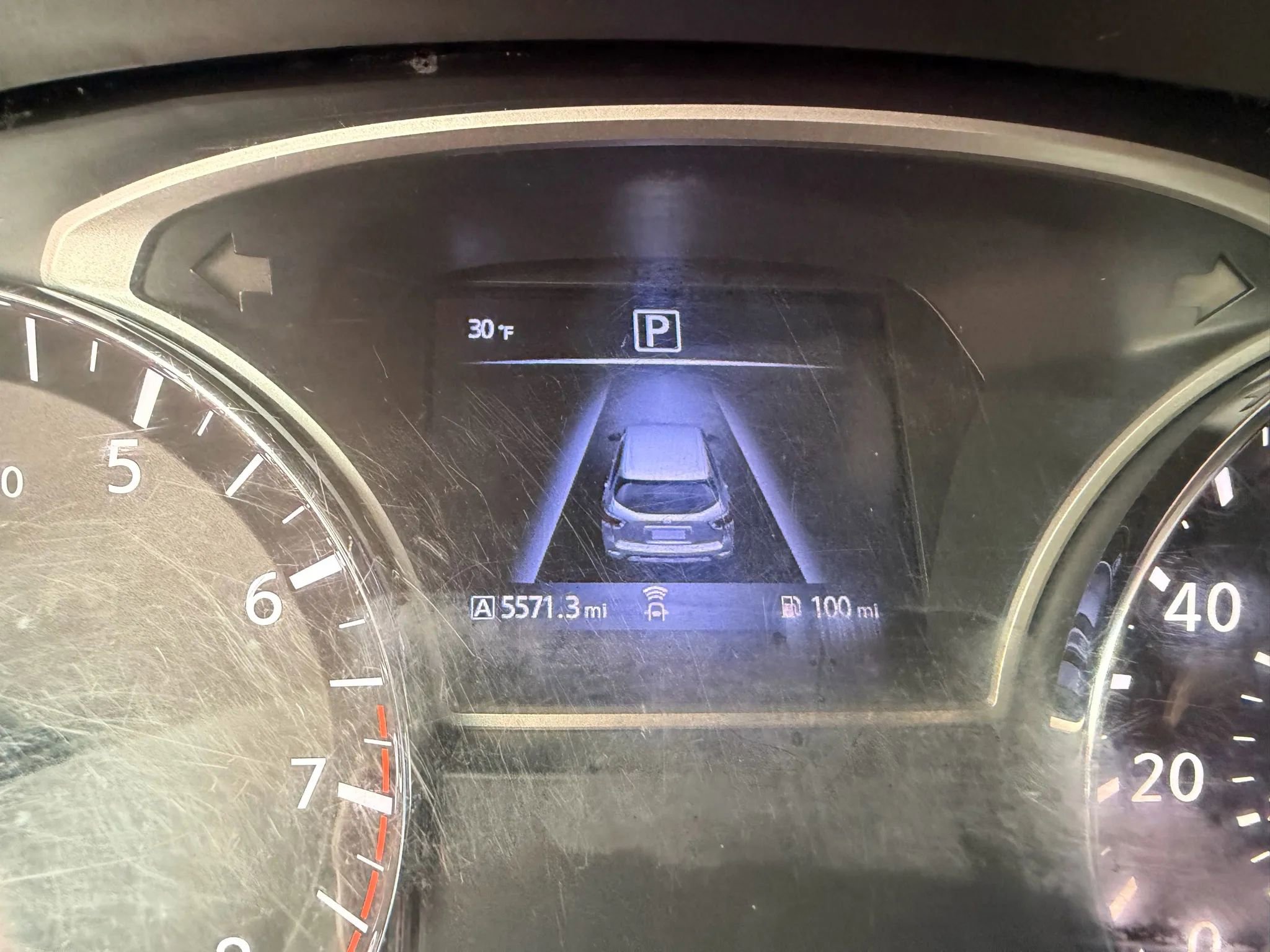 Used 2018 Nissan Pathfinder S image 11