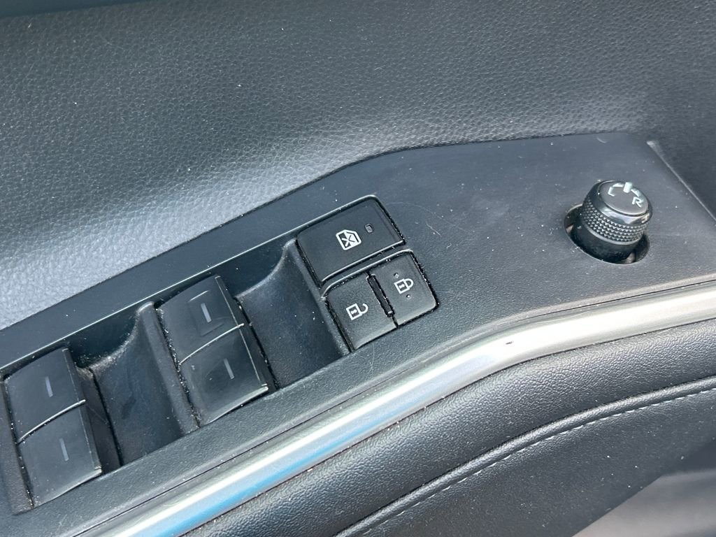 Used 2024 Toyota Highlander XSE image 7