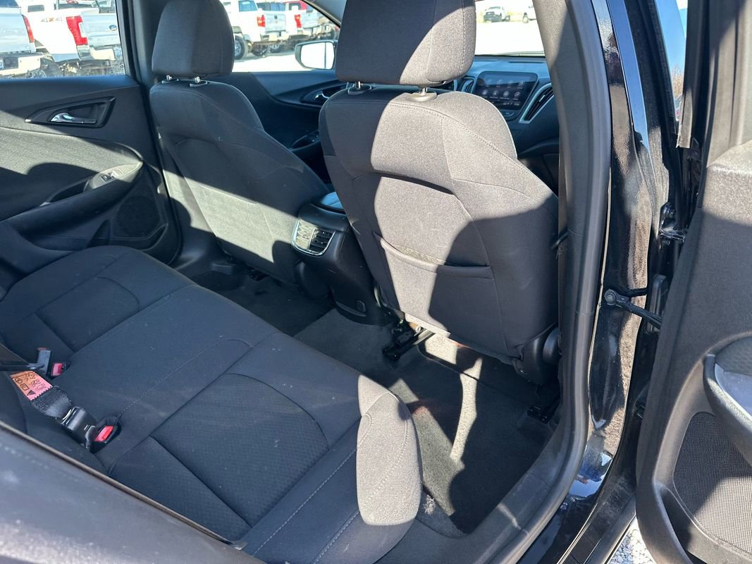 Used 2024 Chevrolet Malibu LT image 23