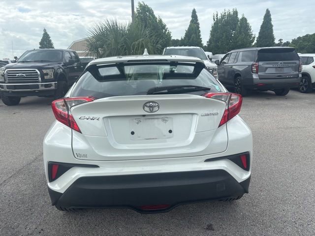 Used 2019 Toyota C-HR Limited FWD image 6