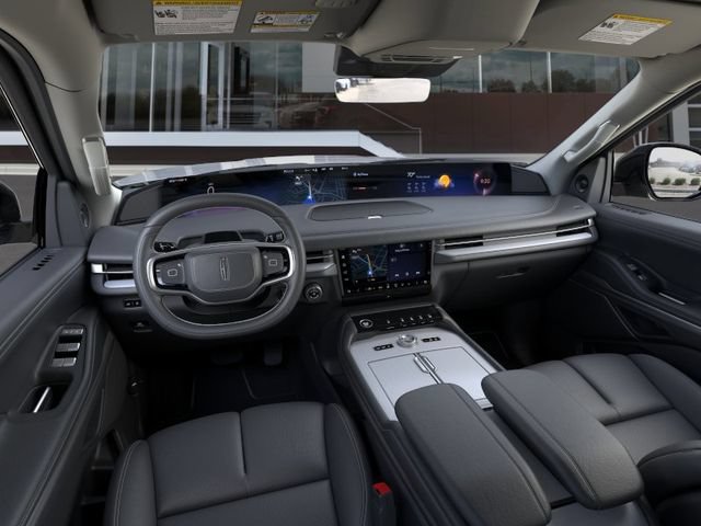 New 2026 Lincoln Navigator Premiere AWD/4WD image 9