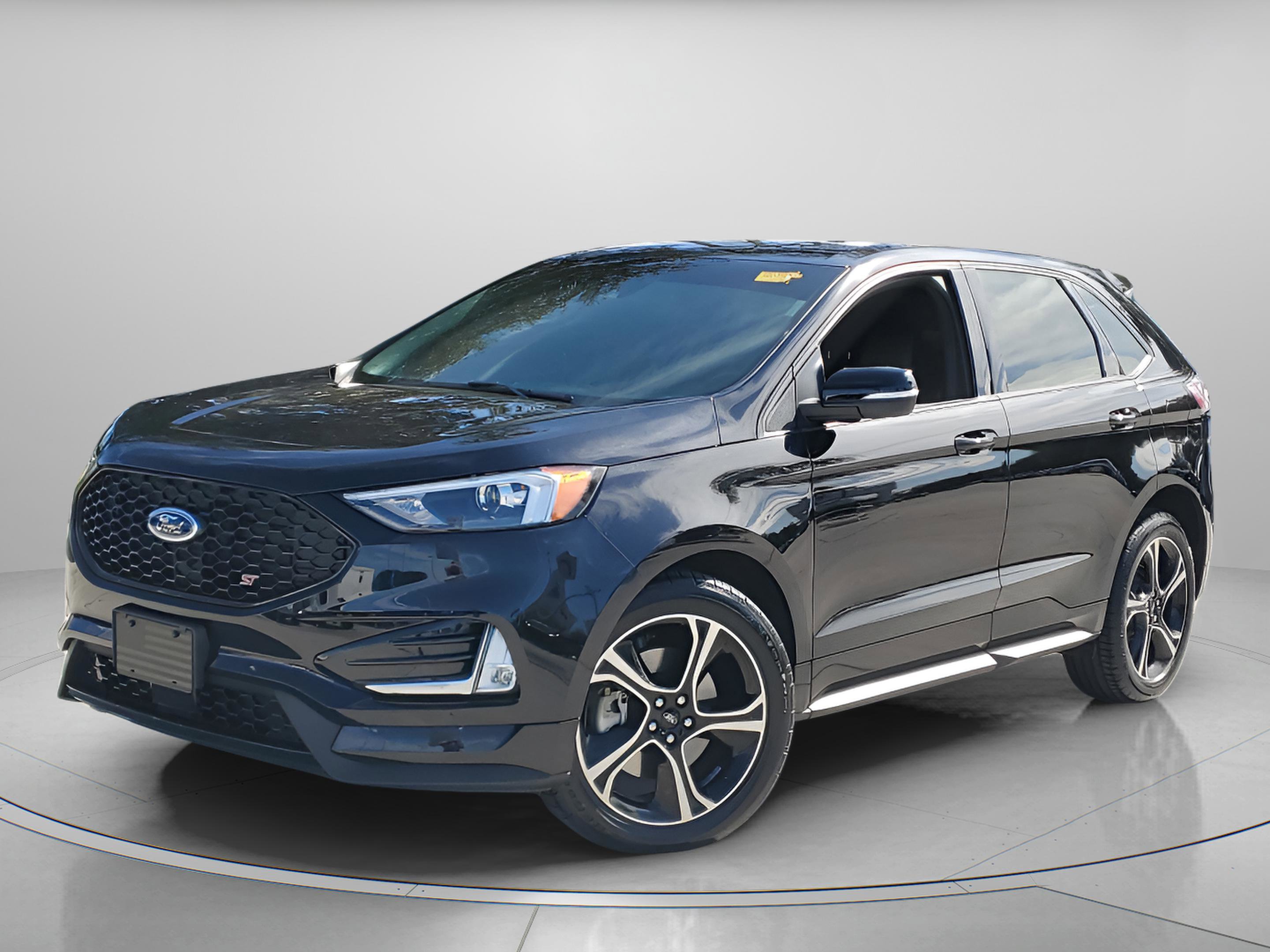 Used 2020 Ford Edge ST image 2