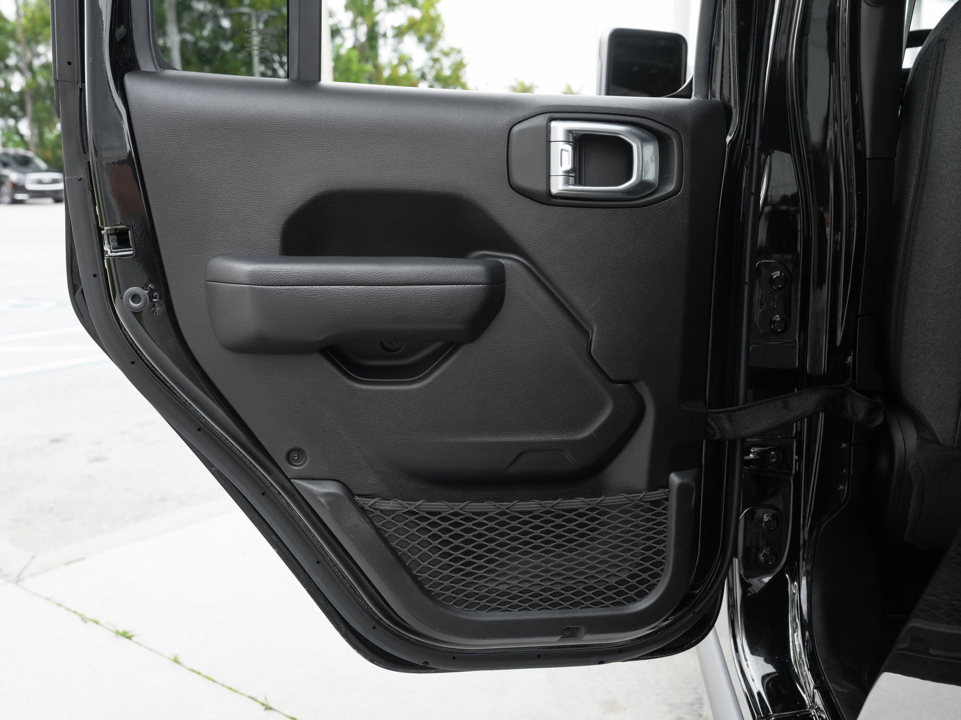 Used 2024 Jeep Gladiator Sport AWD/4WD image 32
