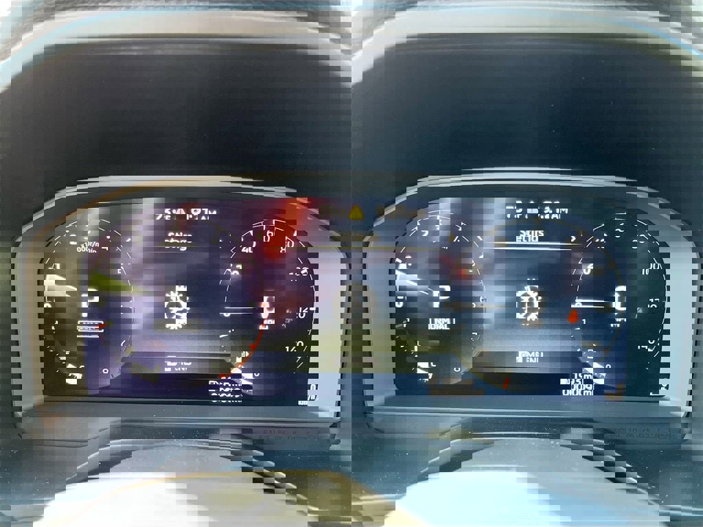 New 2025 Mitsubishi Outlander SE image 12