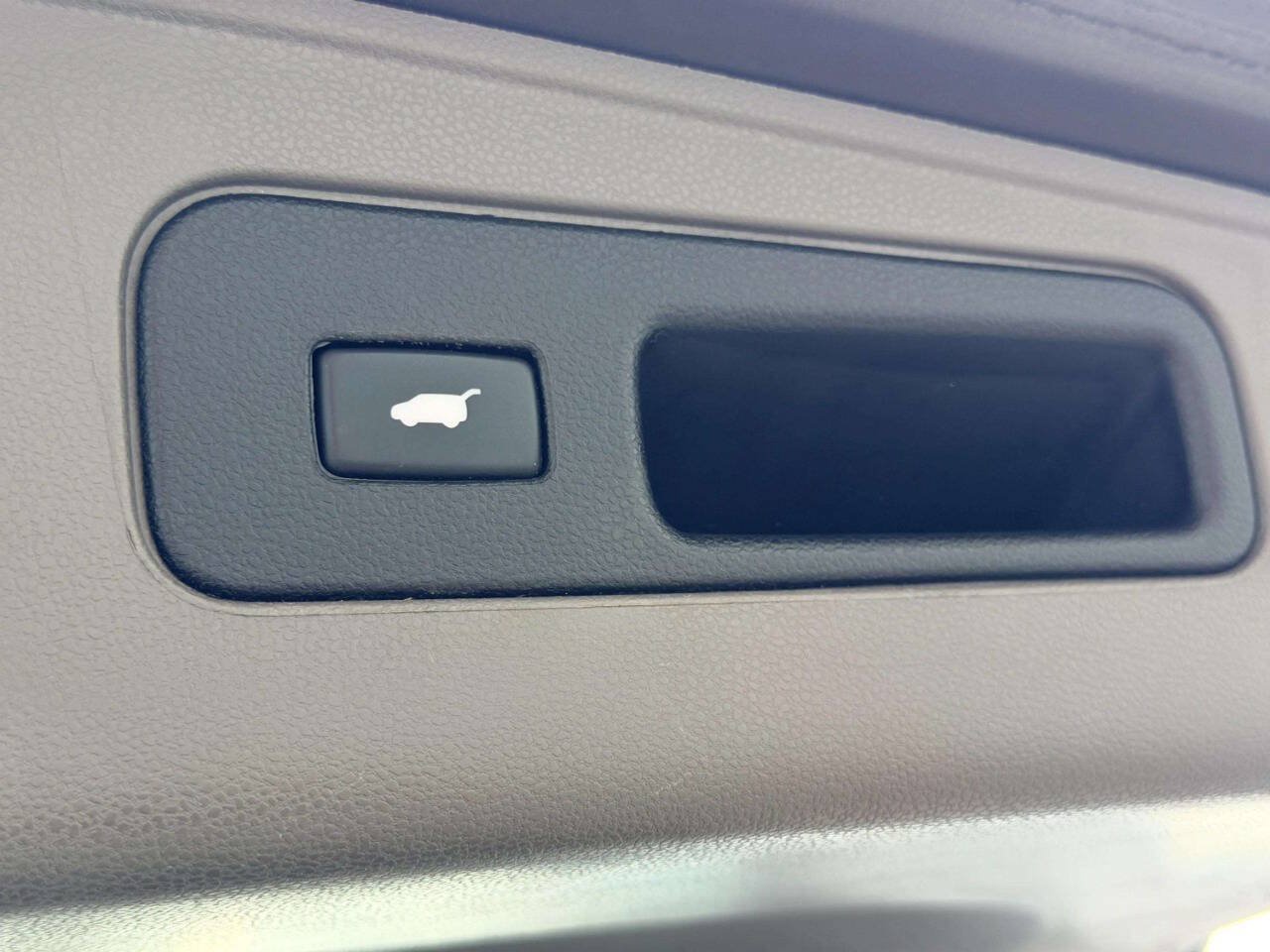 Used 2016 Honda Odyssey EX-L image 8