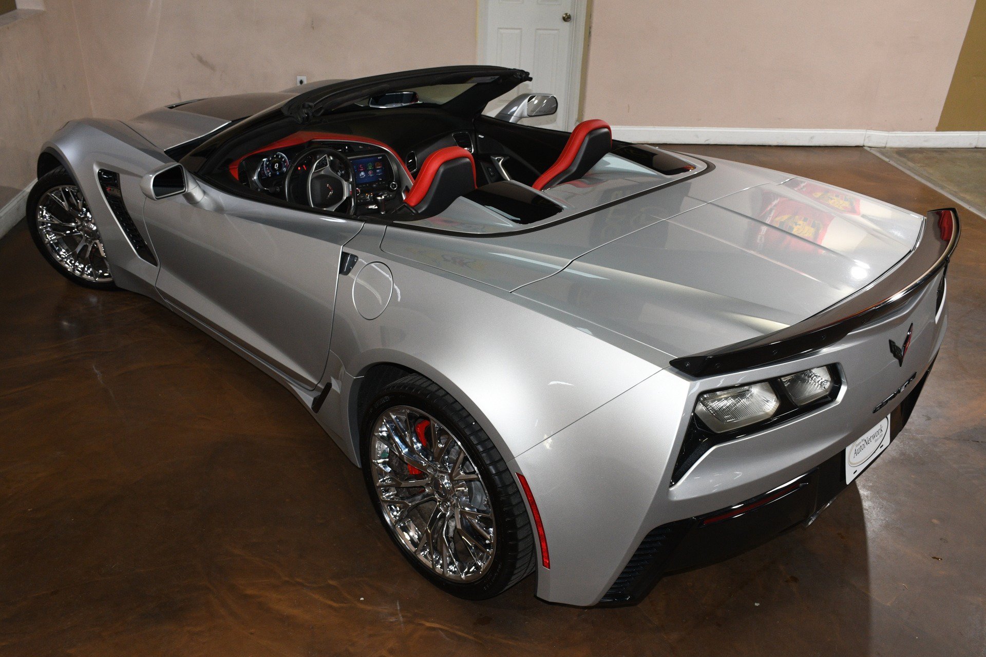 Used 2015 Chevrolet Corvette Z06 w/ 3LZ Preferred Equipment Group RWD image 80