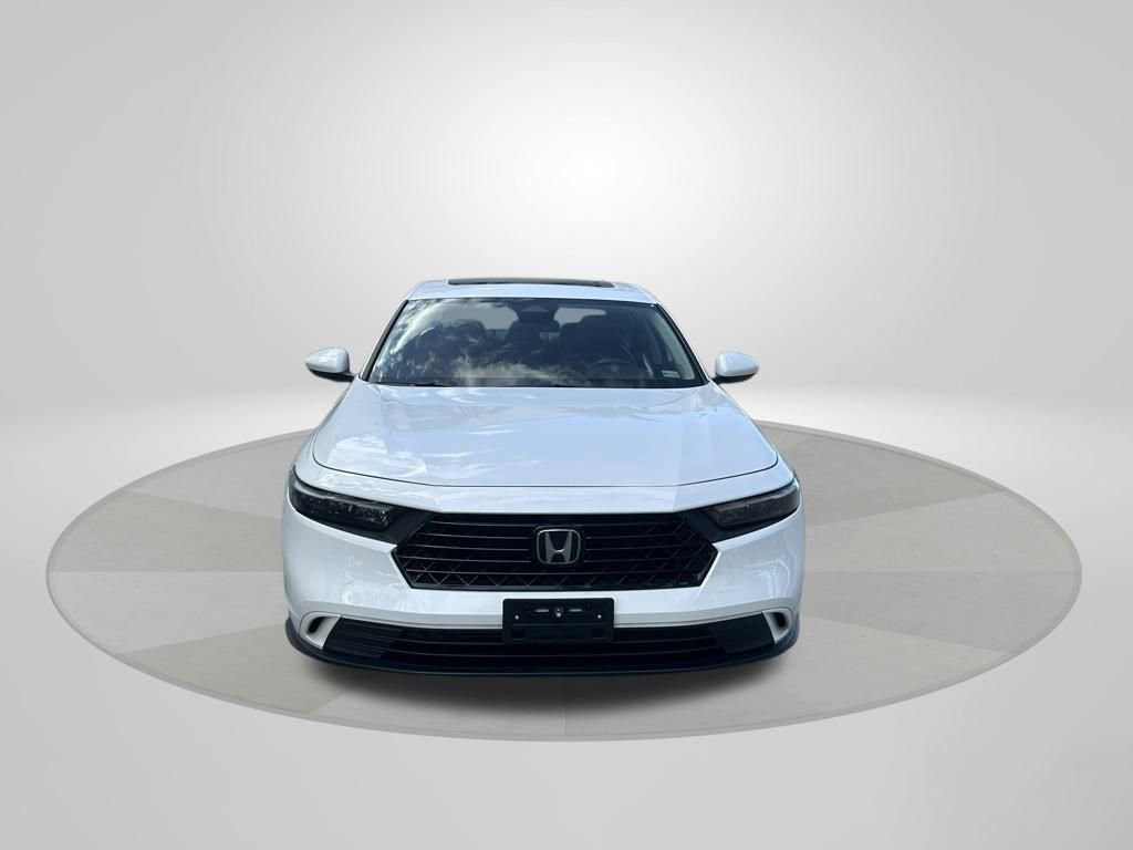 Used 2023 Honda Accord EX image 2