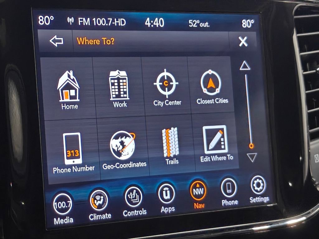 Used 2021 Jeep Grand Cherokee Limited image 33