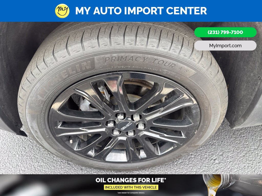 Used 2023 GMC Acadia SLE w/ Driver Convenience Package FWD image 9