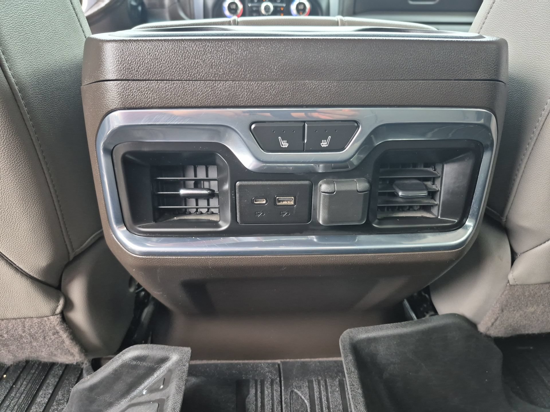 Used 2019 GMC Sierra 1500 SLT w/ SLT Premium Plus Package AWD/4WD image 21