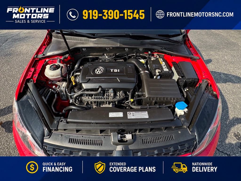 Used 2019 Volkswagen GTI SE FWD image 3