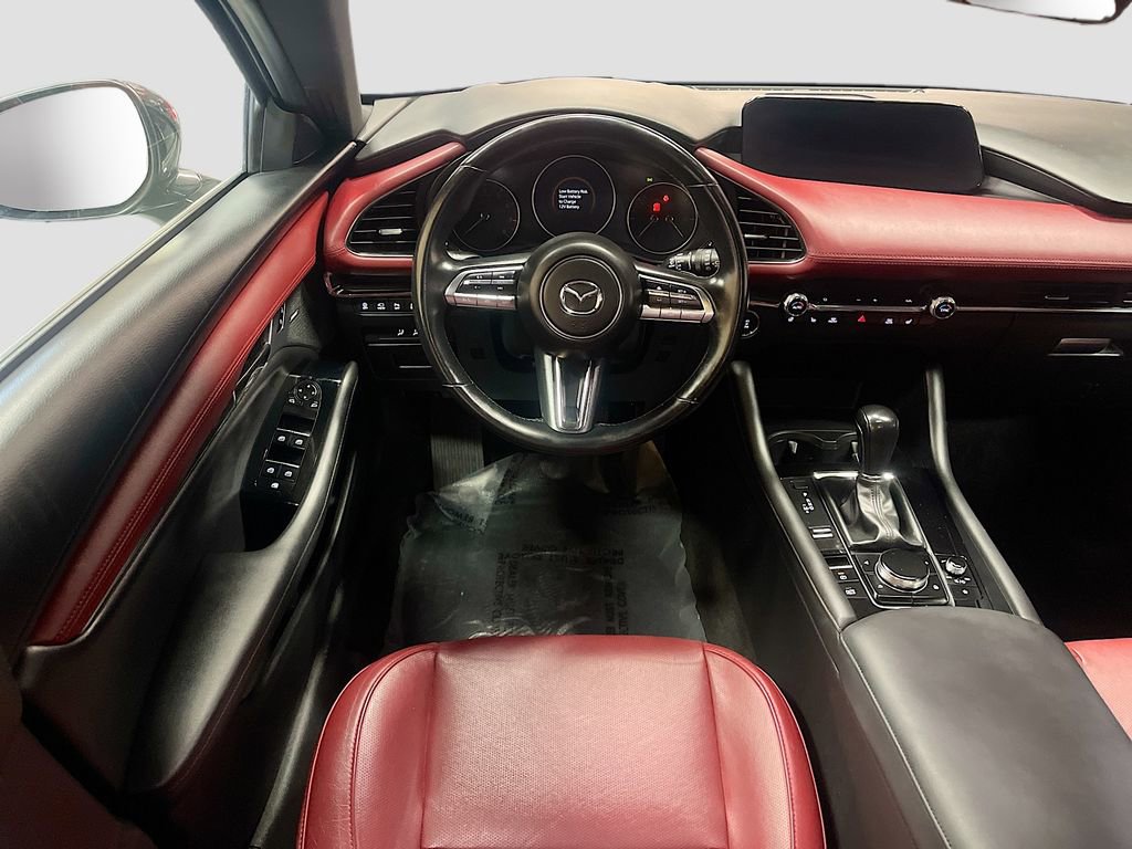 Used 2021 MAZDA MAZDA3 Hatchback w/Premium Plus Pkg image 24