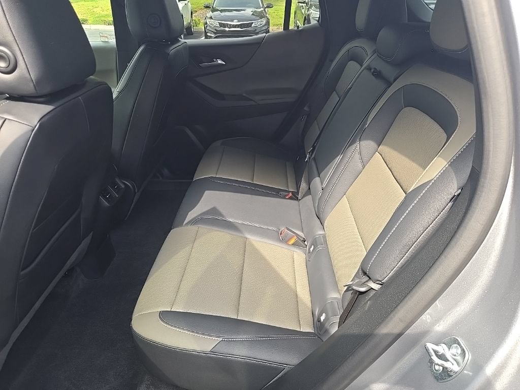 Used 2025 Chevrolet Equinox LT w/ Convenience Package II FWD image 35
