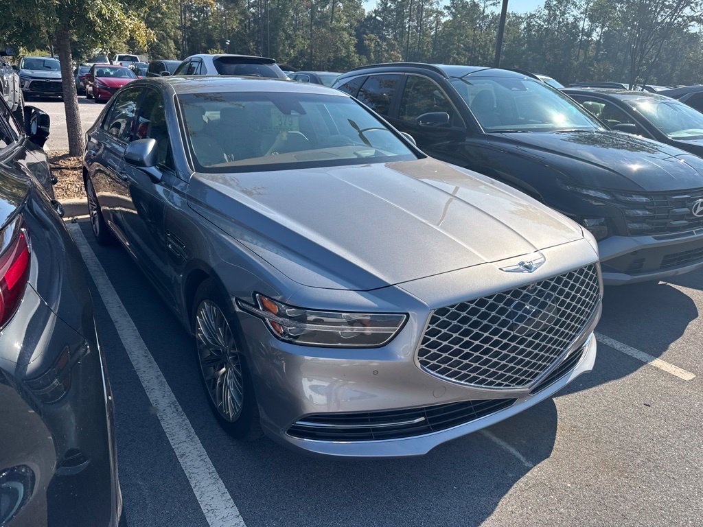 Used 2022 Genesis G90 5.0 Ultimate RWD image 2