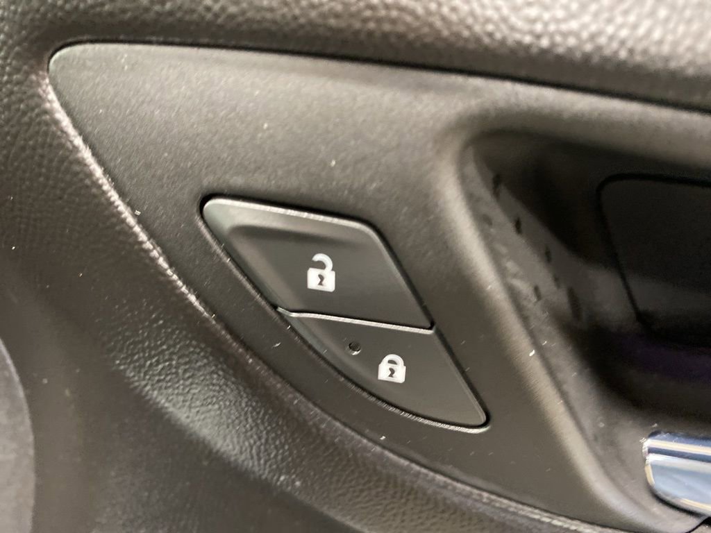 Used 2020 Chevrolet Equinox Premier image 21