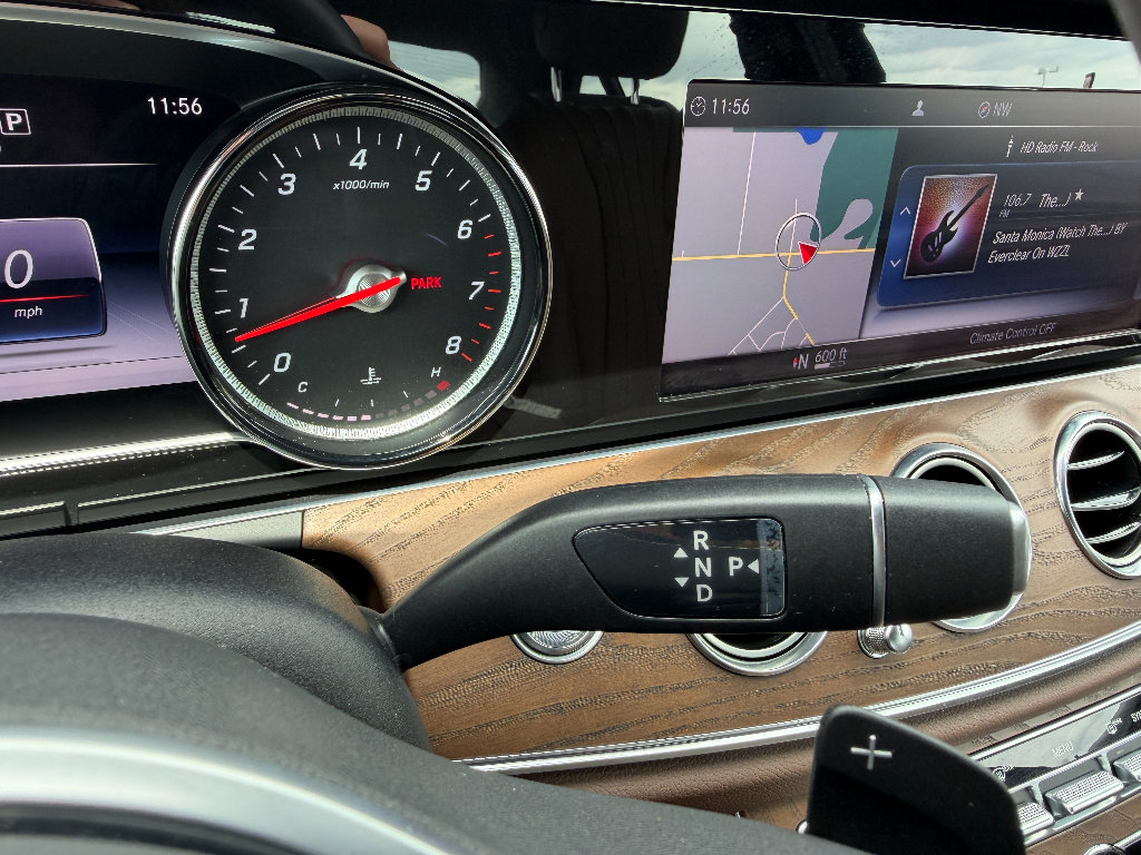 Used 2019 Mercedes-Benz E 300 4MATIC image 44