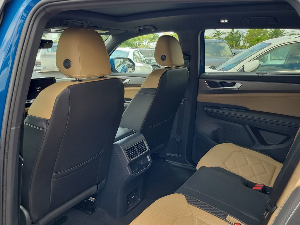 New 2026 Volkswagen Atlas Cross Sport SE FWD image 5