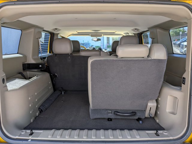 Used 2004 HUMMER H2 w/ Preferred Equipment Group image 6