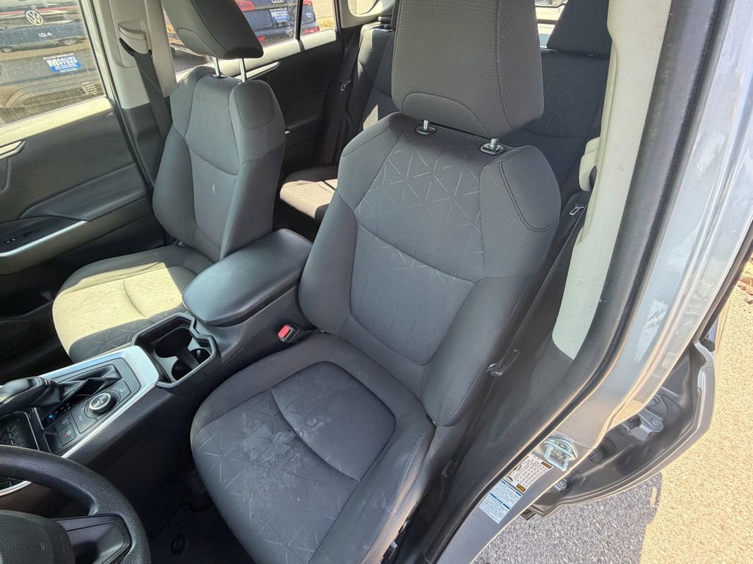 Used 2019 Toyota RAV4 XLE w/ Convenience Package AWD/4WD image 21